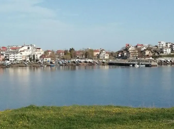 度假居 Vip 阿赫托波尔